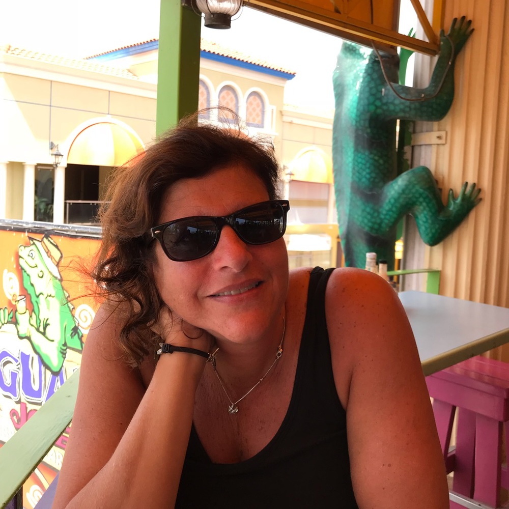 Meet your Posher, Valerie